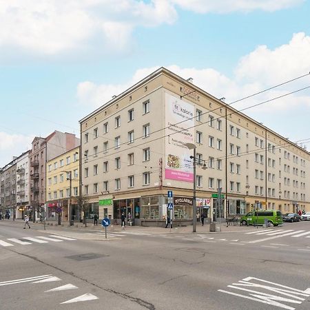 グディニャ9 Apartアパートメント エクステリア 写真